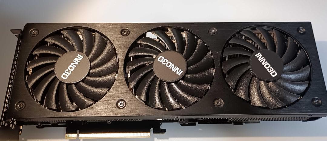 グラフィックボード・グラボ・ビデオカード ELSA GeForce RTX 3070Ti ERAZOR ELSA GeForce RTX 3070 Ti ERAZOR | ELSA GeForceシリーズ | 株式会社