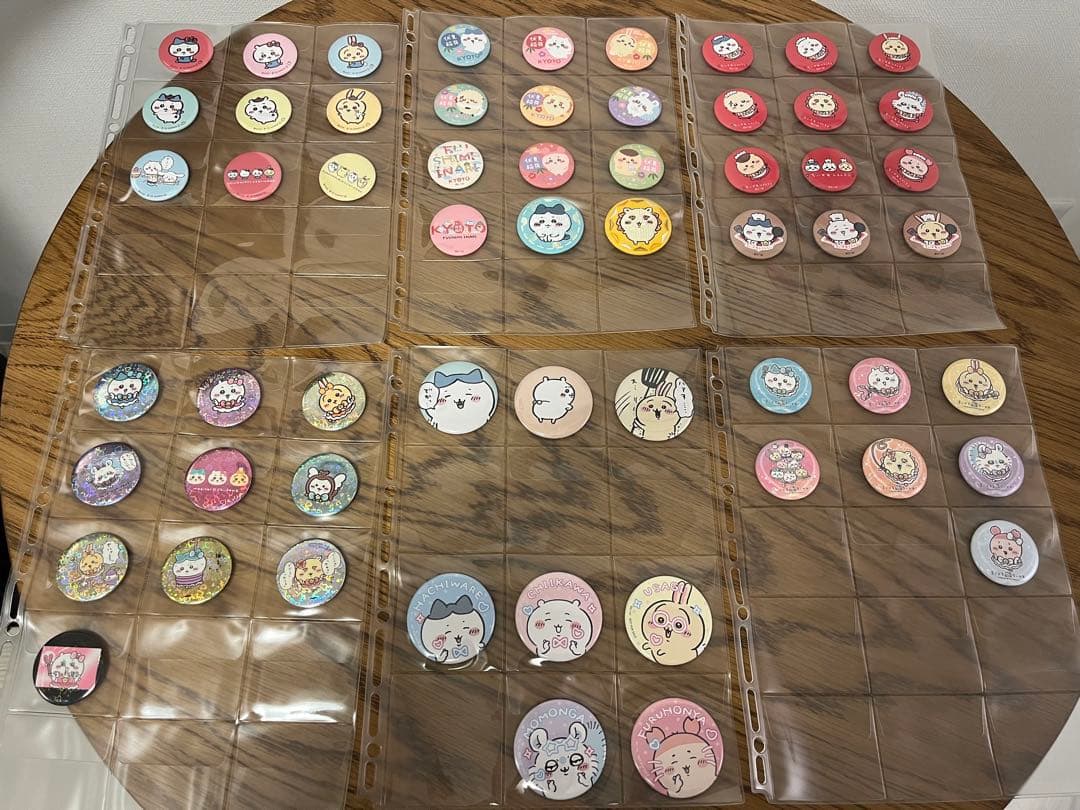 ちいかわ　缶バッジ　ノベルティシール