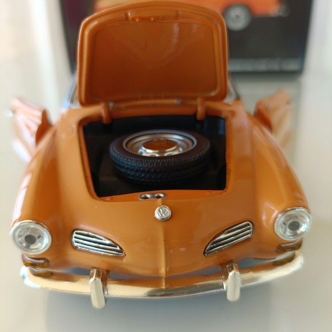 ミニチャンプス製　フォルクスワーゲン　カルマンギア