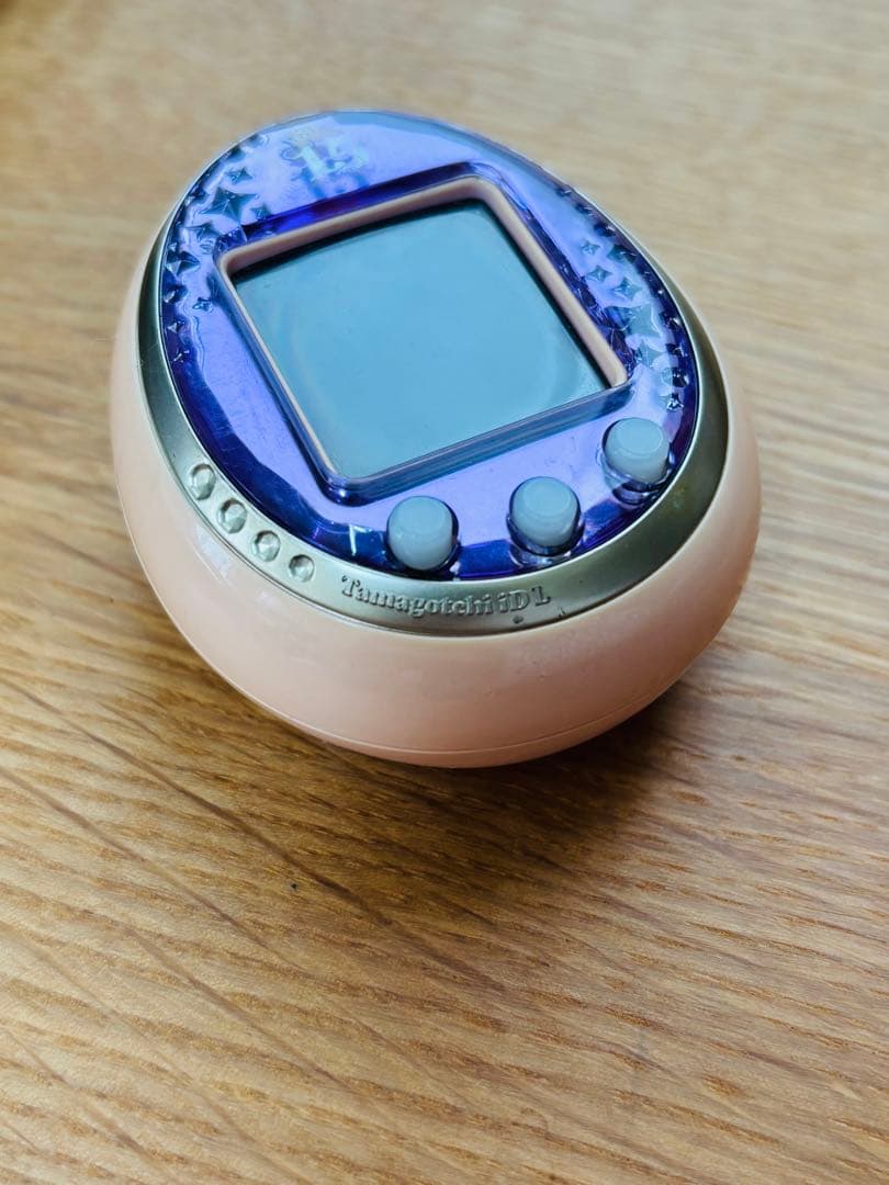 Tamagotchi iDL15thAnniversaryVer.ロイヤルピンク