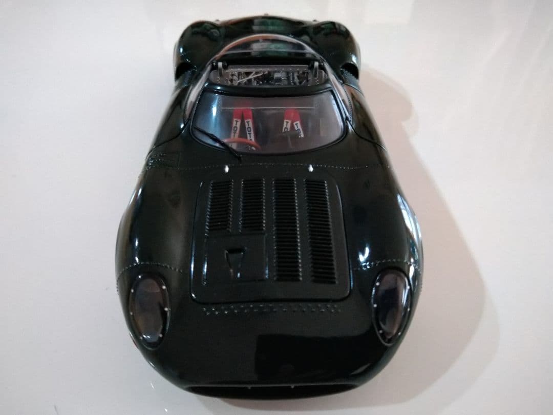 車　ＡＵＴＯ・ＡＲＴ　1/18　ＪＡＧＡＵＡＲ　ＸＪ１３　ダイキャストミニカー