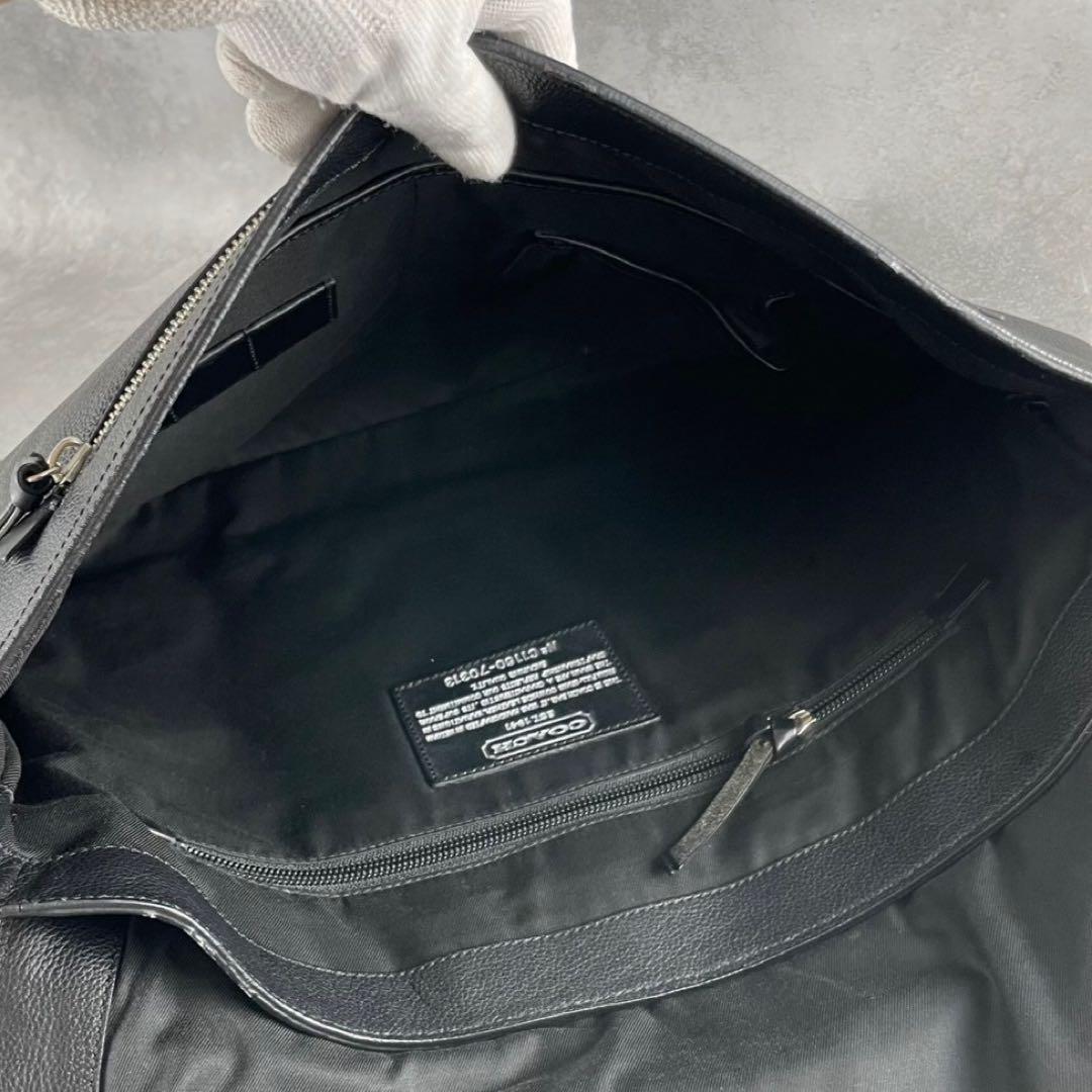 極美品 コーチ 大容量 A4 メッセンジャーバッグ トンプソン オール