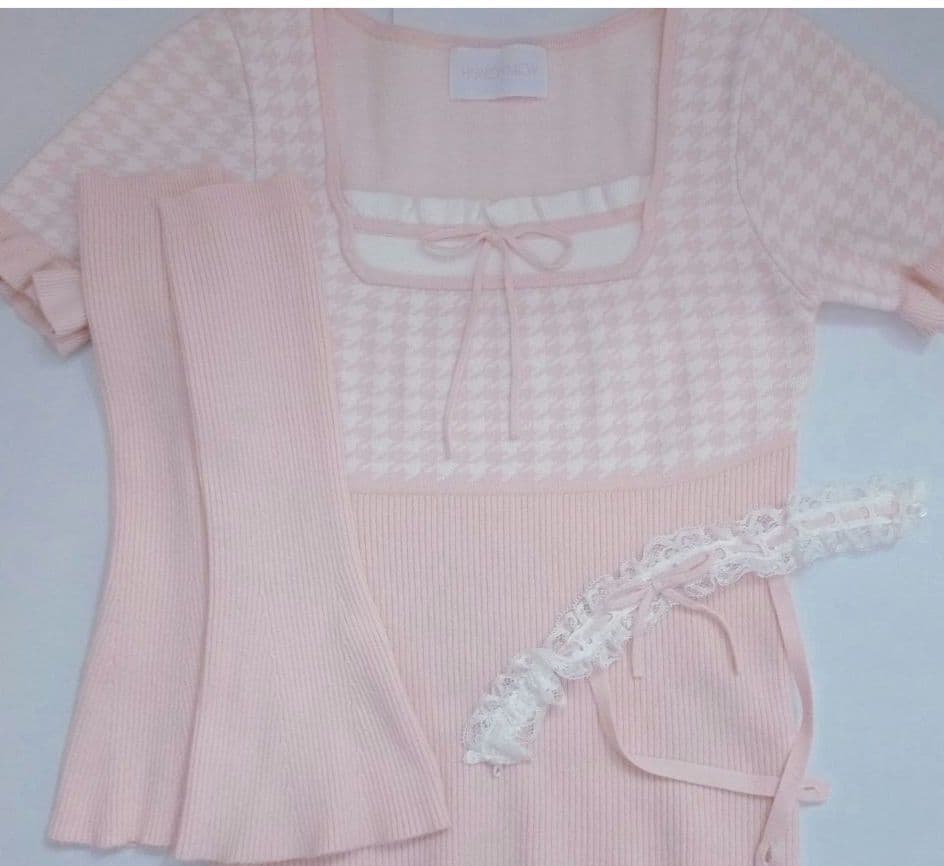 HONEY MEW レースチョーカー付き千鳥柄トップス ハニーミュウ - メルカリ