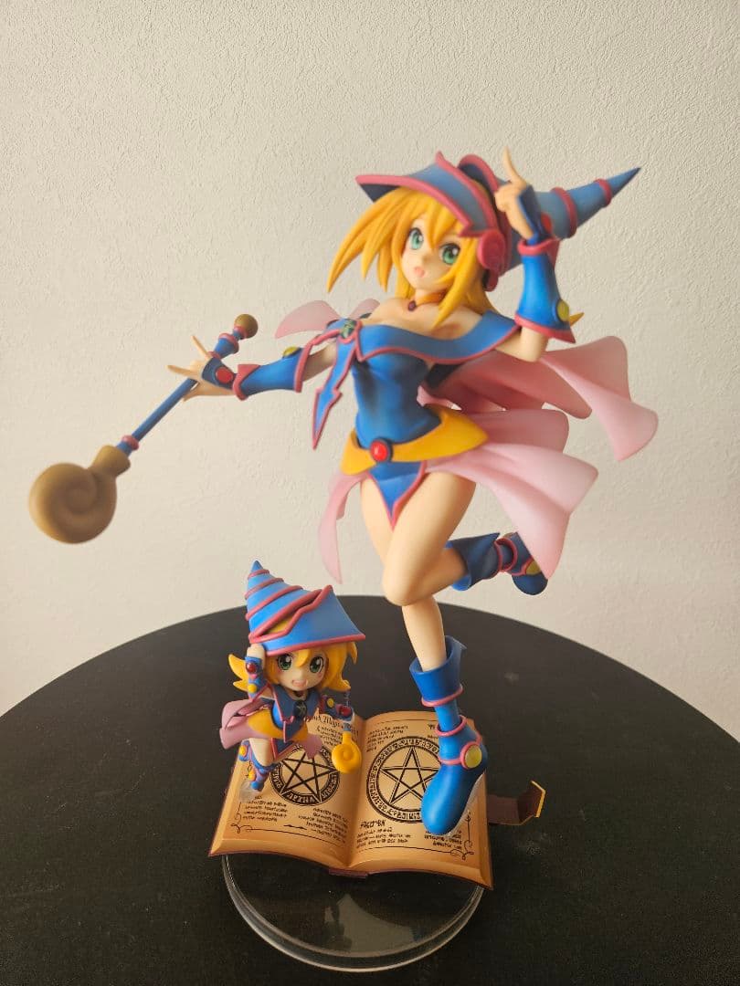 遊戯王 ブラック・マジシャン・ガールwithちびブラマジガール　フィギュア