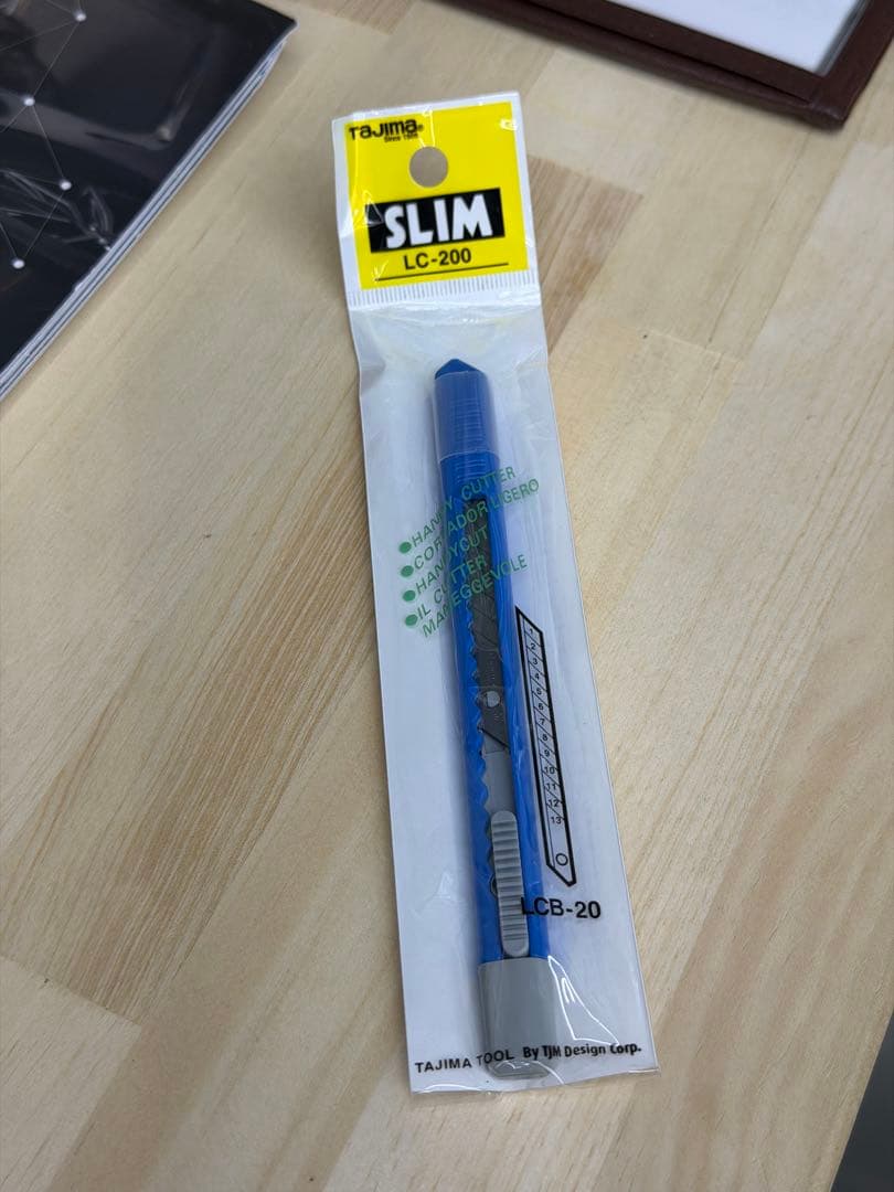 タジマ スリムカッターナイフ LC200 6mm - メルカリ