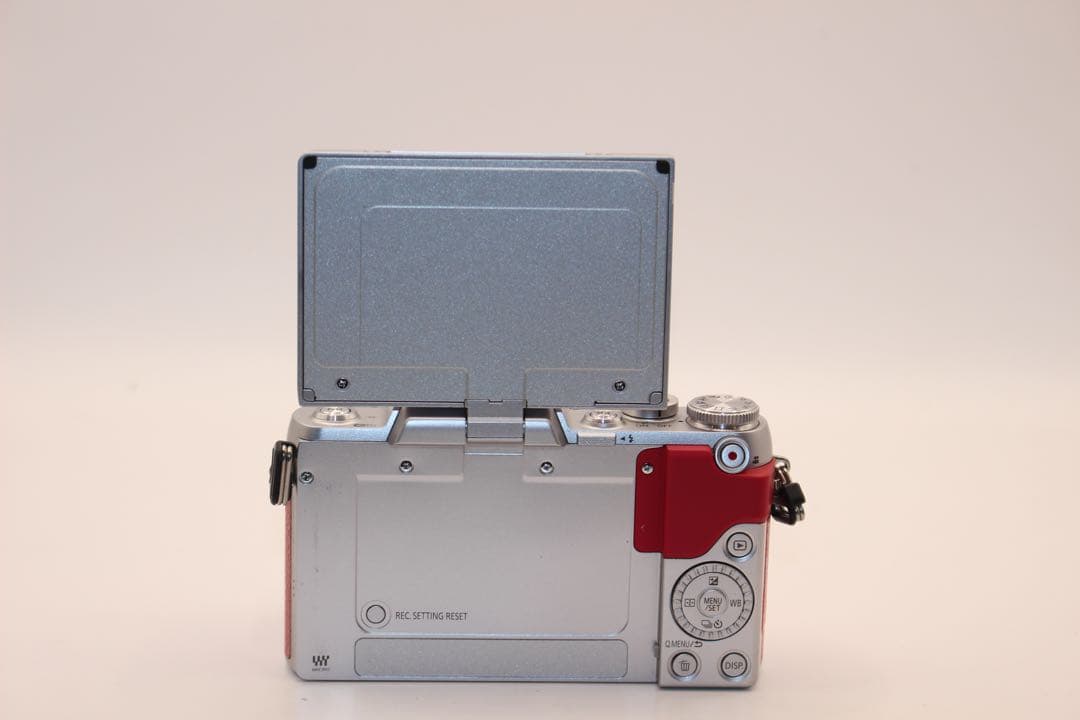 ☆人気カラー☆ショット数2910回☆ LUMIX DMC-GF7 レンズキット - メルカリ