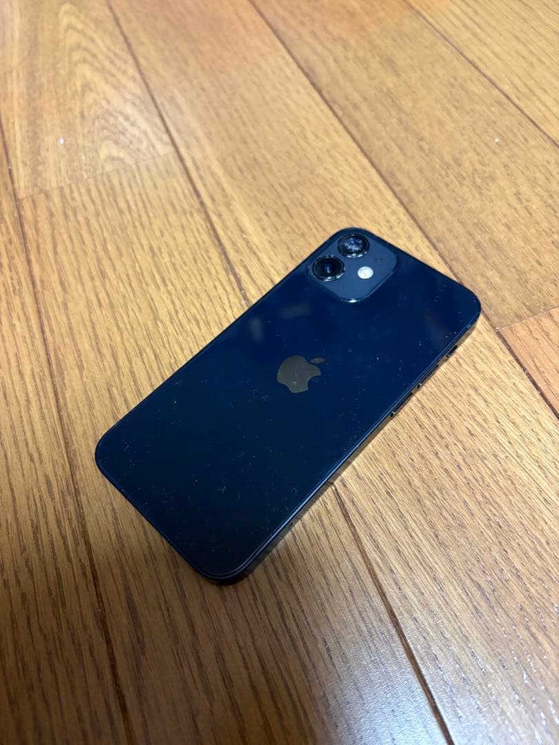 H*M様 【iPhone12 mini 本体】傷、割れあり