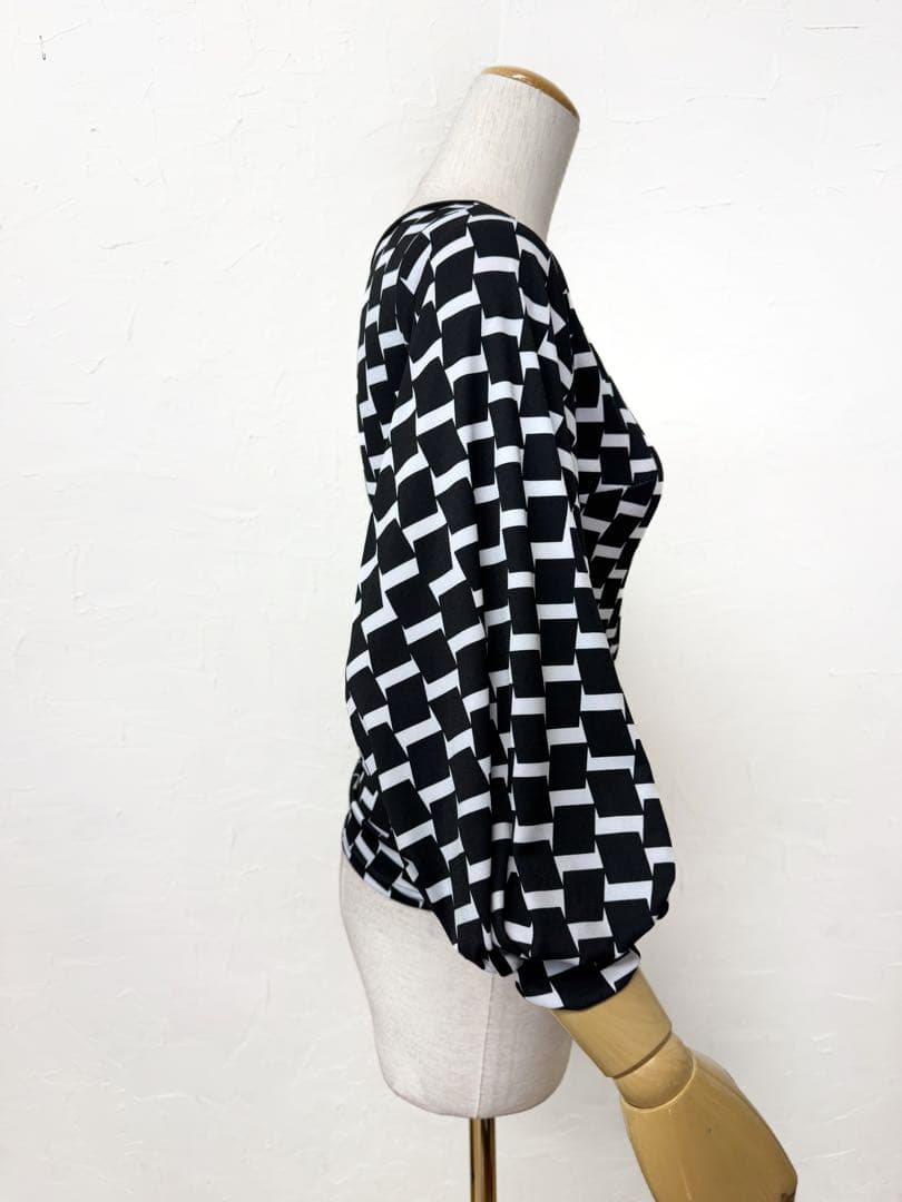 幾何学】新品 社交ダンス モノクロ バルーンスリーブトップスr413