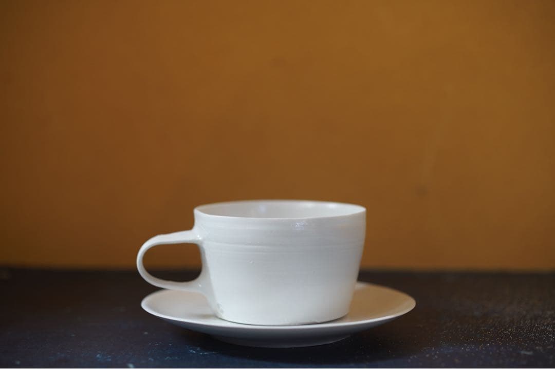 黒田泰蔵　白磁　カップとソーサー Amazon | 週末限定お 黒田泰蔵 コーヒーカップとソーサー | ノー