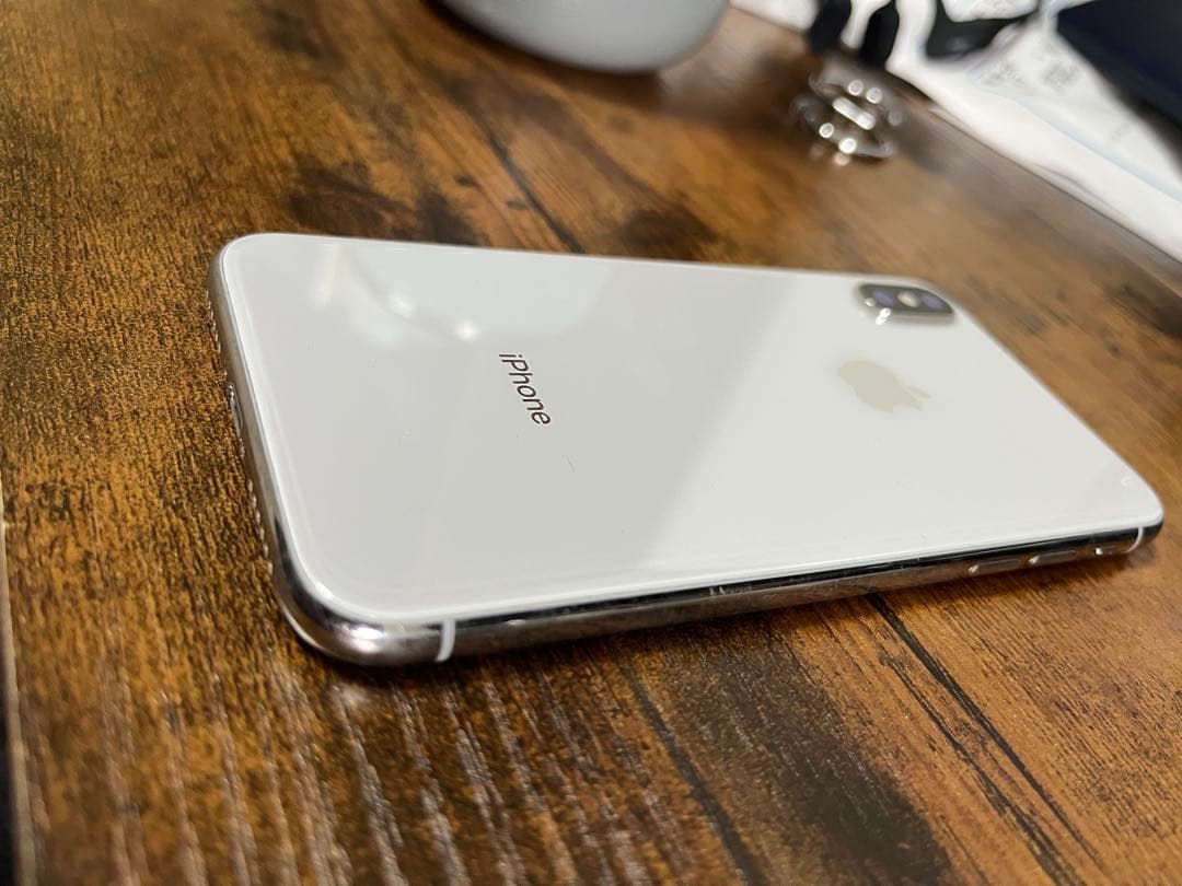 iPhone X 64GB シルバー 本体 - メルカリ