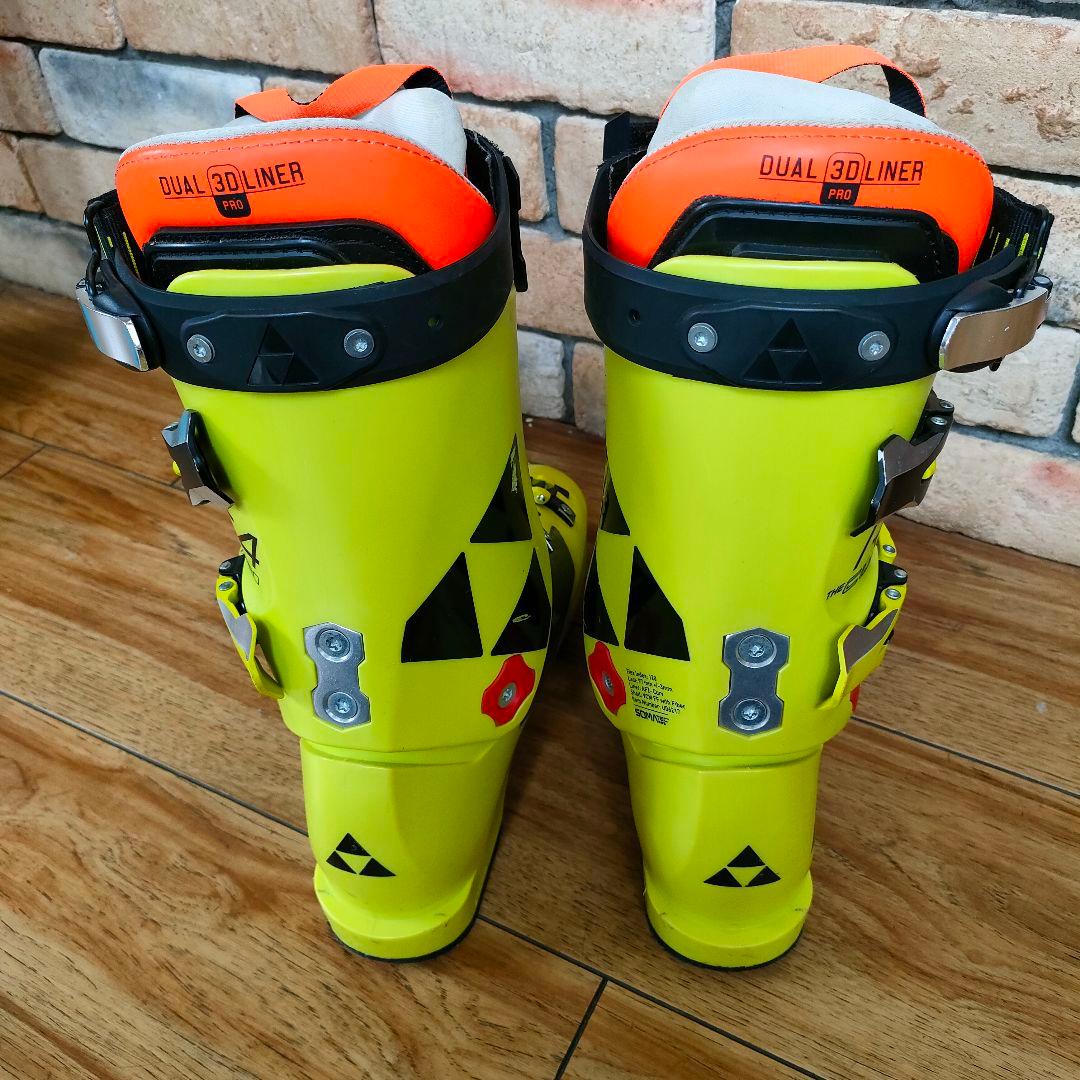 FISCHER フィッシャー RC4 CURV120 スキーブーツ 25.5cm