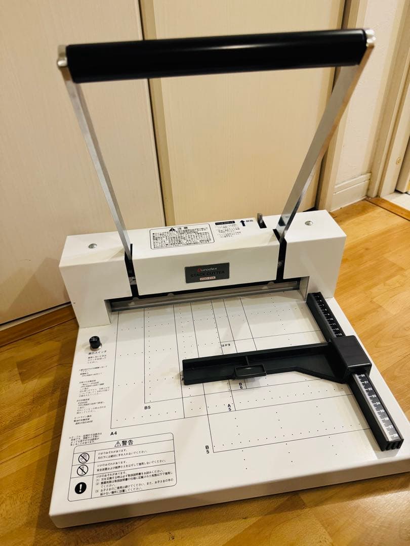 【美品】Durodex stack cutter 200DX ホワイト自炊裁断機 楽天市場】パーソナル断裁機200DX ホワイト ＜自炊に最適・折りたたみ