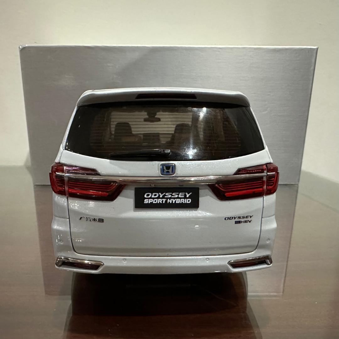 ミニカー 1/18 ホンダ オデッセイ ODYSSEY 2022 ホワイト - メルカリ