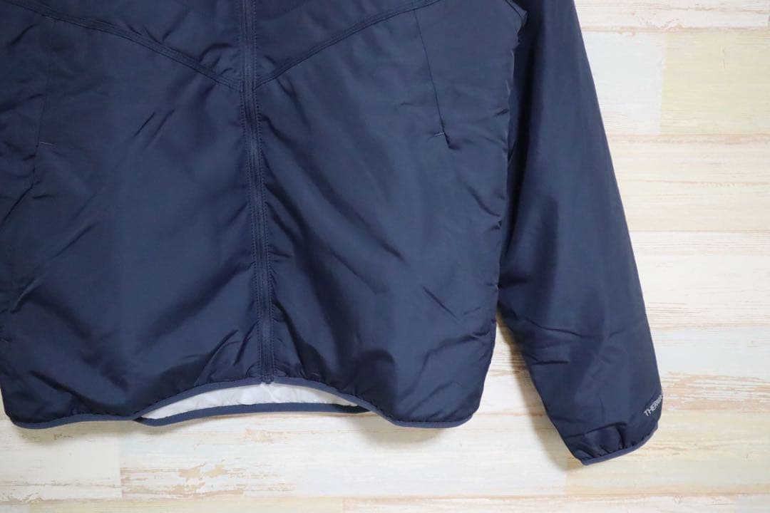 新品 XL NIKE ナイキ エアロレイヤー ランニングジャケット 中綿