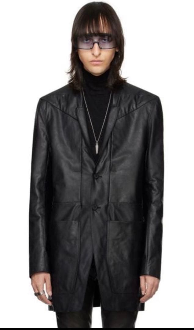 リックオウエンス　レザージャケット　24ss リック・オウエンスは、モード感溢れるダイナミックなデザインが魅力