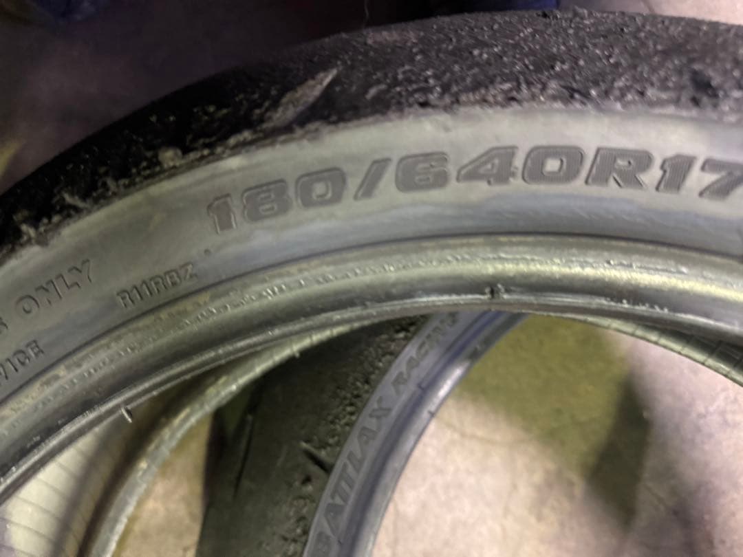 BRIDGESTONE R11 タイヤ st600 - メルカリ