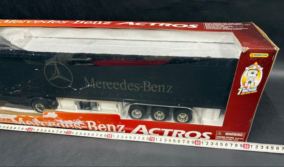 メルセデスベンツ アクトロス トレーラー トラック ラジコン　未使用保管品
