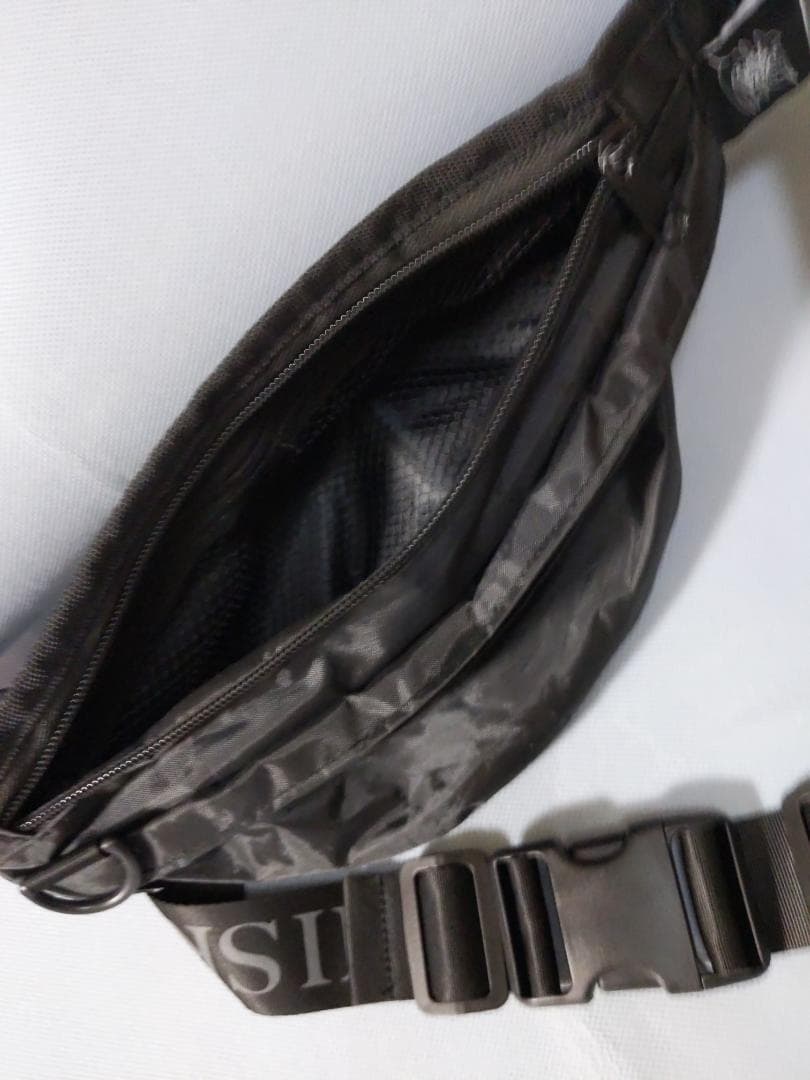 SKY-HI ボディバッグ 八面六臂