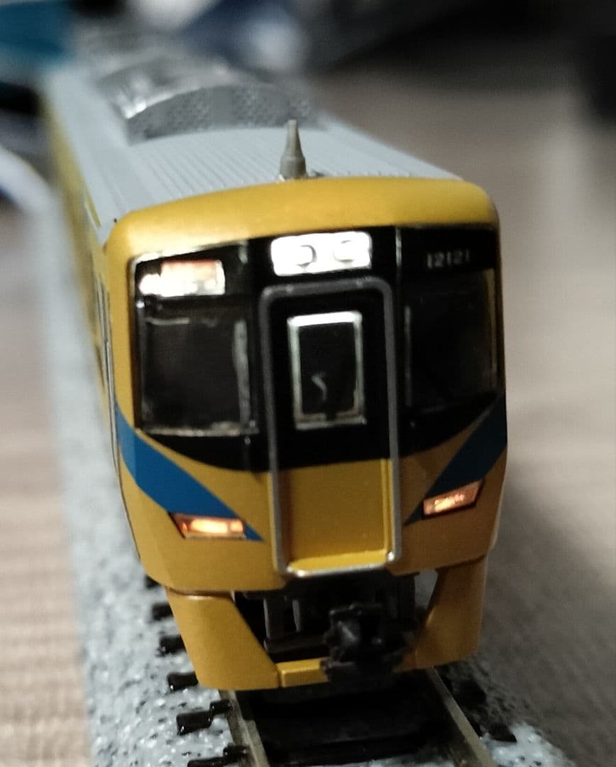 泉北ライナー12000系　ライト点灯・動力化済　鉄コレ トミーテックの鉄コレ、泉北12000系のライトを点灯化しました