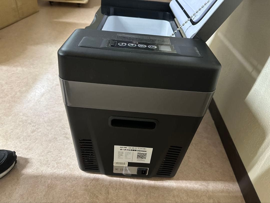 車載冷蔵庫 30L -22℃〜10℃ 45W12V/24V車に対応