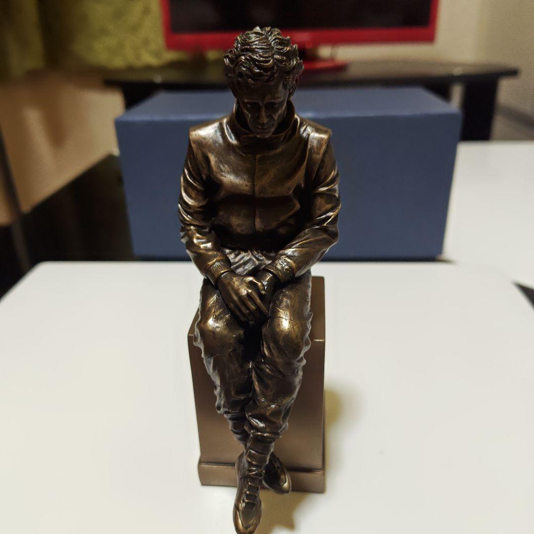 アイルトン・セナ イモラモニュメントフィギュア F1 アイルトン・セナ