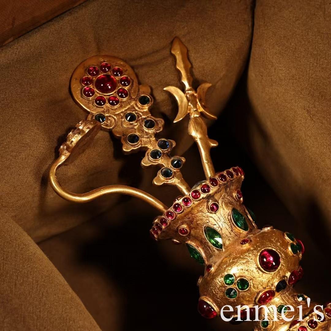 中国古美術・旧蔵鎏金の太平ぞう・純手作り・純銅製・高浮彫・置物・文