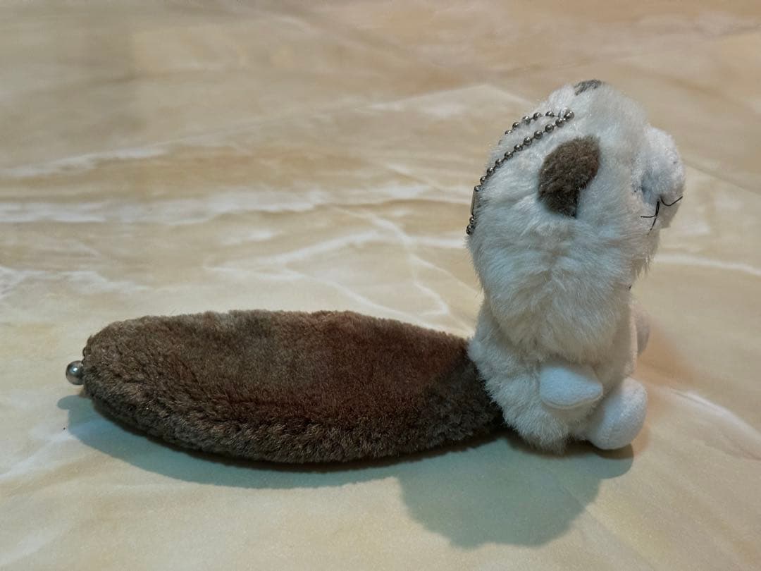 【ハローキティ】2002年製 ハローキティのしっぽ倶楽部 キーホルダー 冬季限定