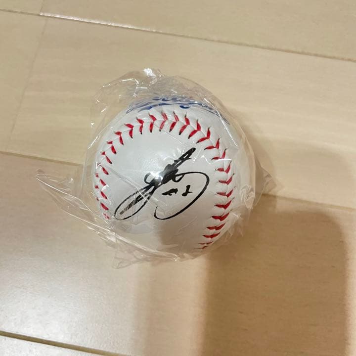 中日ドラゴンズ 野球ガチャ サインボール 京田陽太 - メルカリ