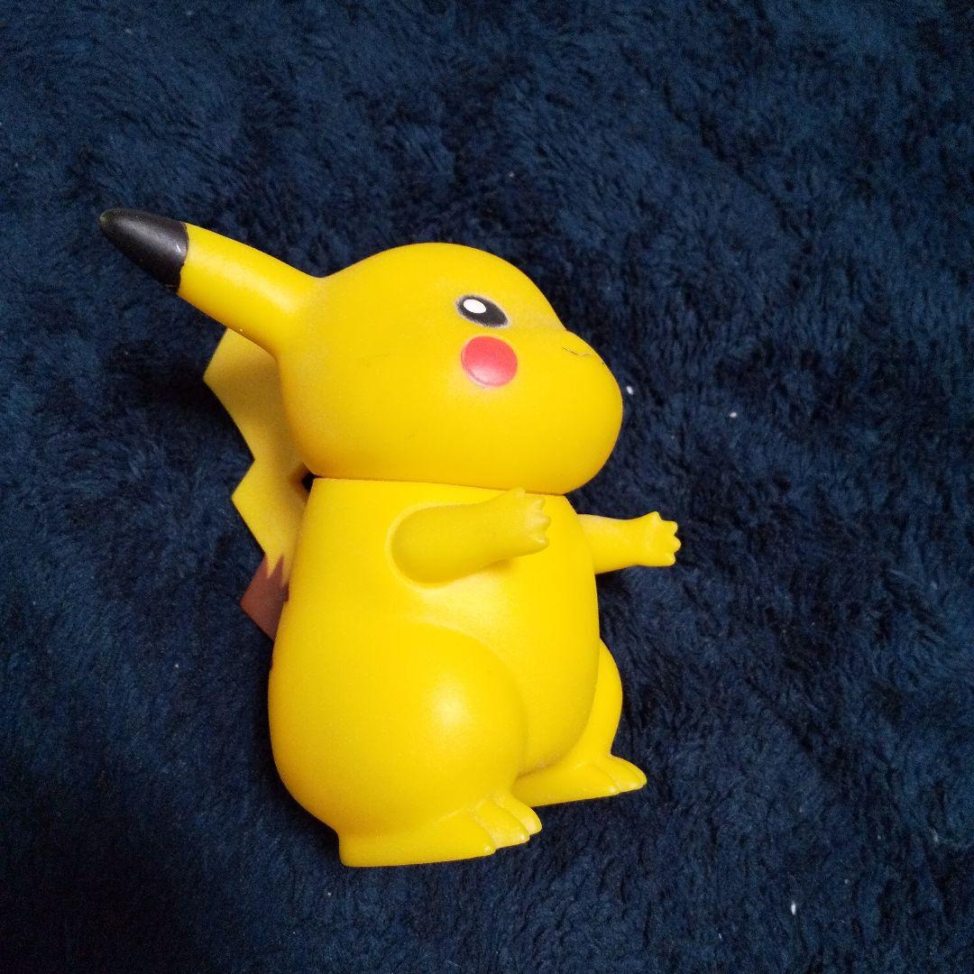 ピカチュウ プラスチックフィギュア