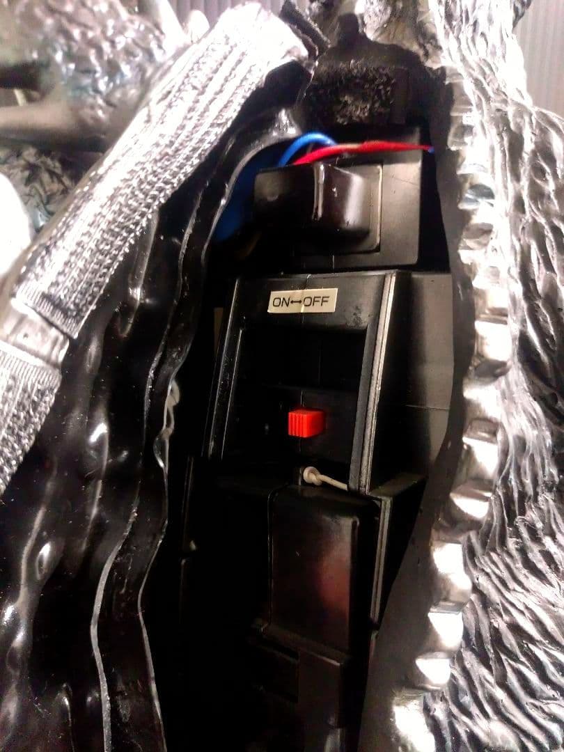 ゴジラ　電動歩行　ラジコン