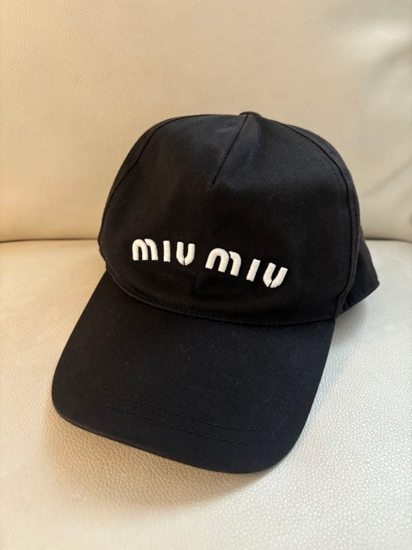極美品♡miumiu ミュウミュウ ドリル ロゴ ベースボールキャップ