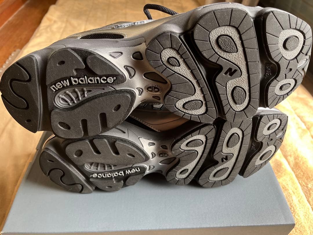 28.5cm ニューバランス M1000EGR シルバー ブラック