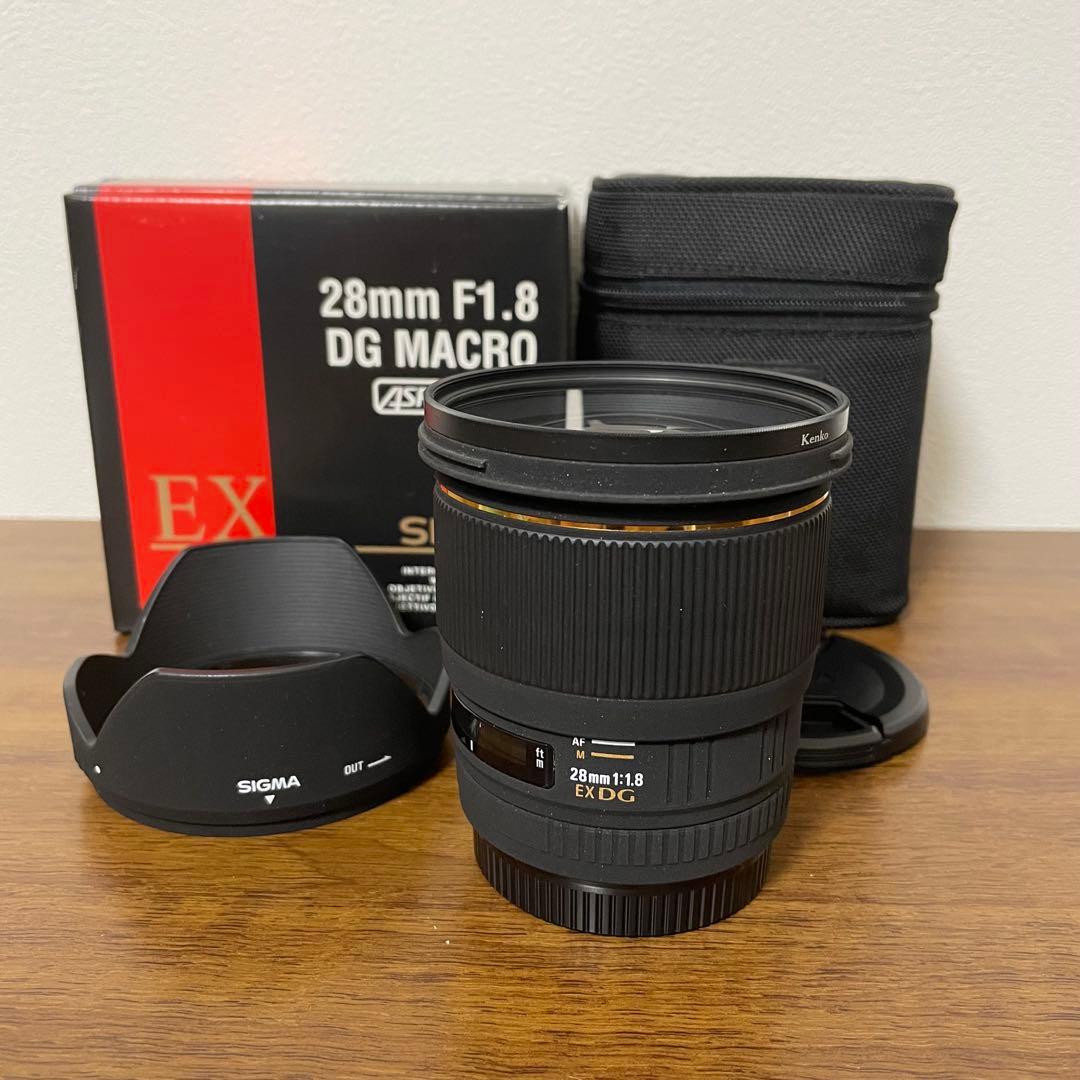 〈SIGMA〉28mm F1.8 EX DG MACRO ASPHERICAL Amazon.com : Sigma 28mm f/1.8 EX DG Aspherical Macro Large