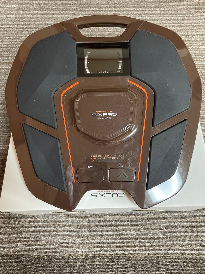 美品】SIXPAD FootFit1 ブラウンカラー〈限定モデル〉 - メルカリ