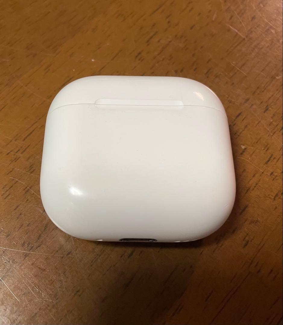 AirPods4 右耳のみ　充電ケース付き 楽天市場】【未使用】右耳のみ Apple AirPods 4 ANCなし ノイズ