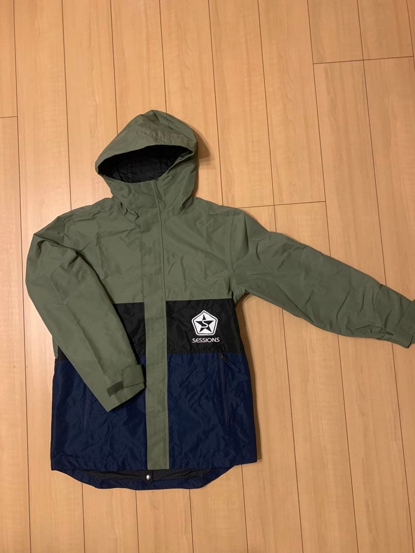 SESSIONS フード付きジャケット オリーブグリーン/ネイビー 3月10日頃発送予定】【net限定】ツイル ZIP UP フードジャケット／オリーブ