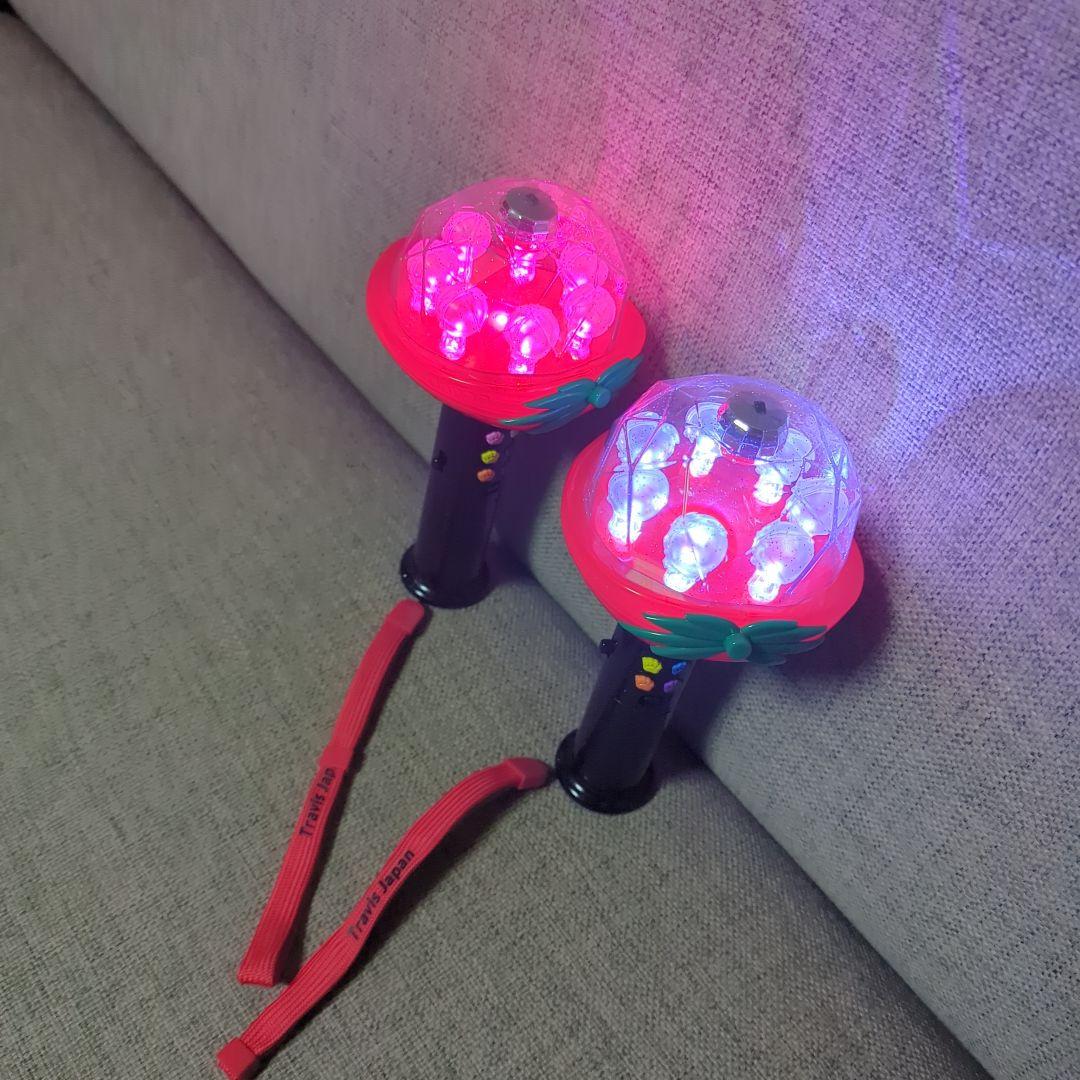 Travisjapan2026 ペンライト 2個セット - メルカリ