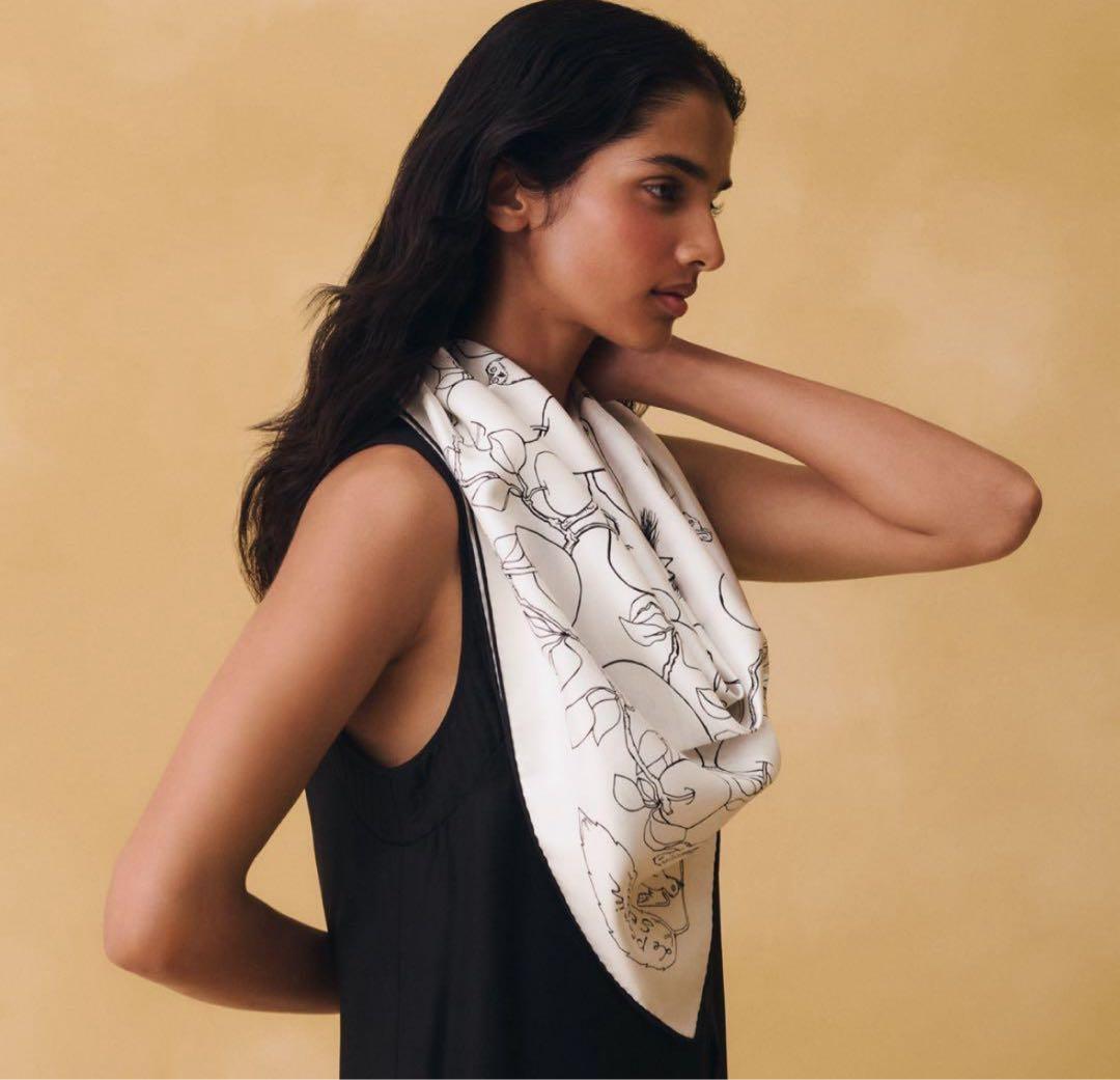 ◯新品　エルメス　カレ 90 《ル・ポミエ・セリエ》　白黒　26春夏　新作