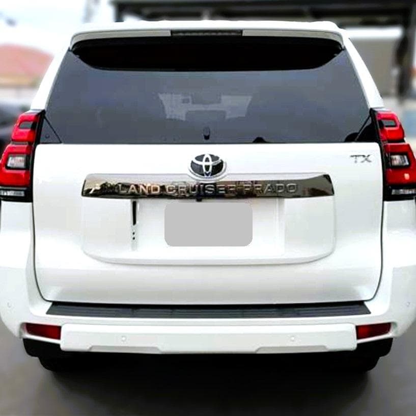 プラド 150系 後期 ブラック エディション リア ガーニッシュ 漆黒