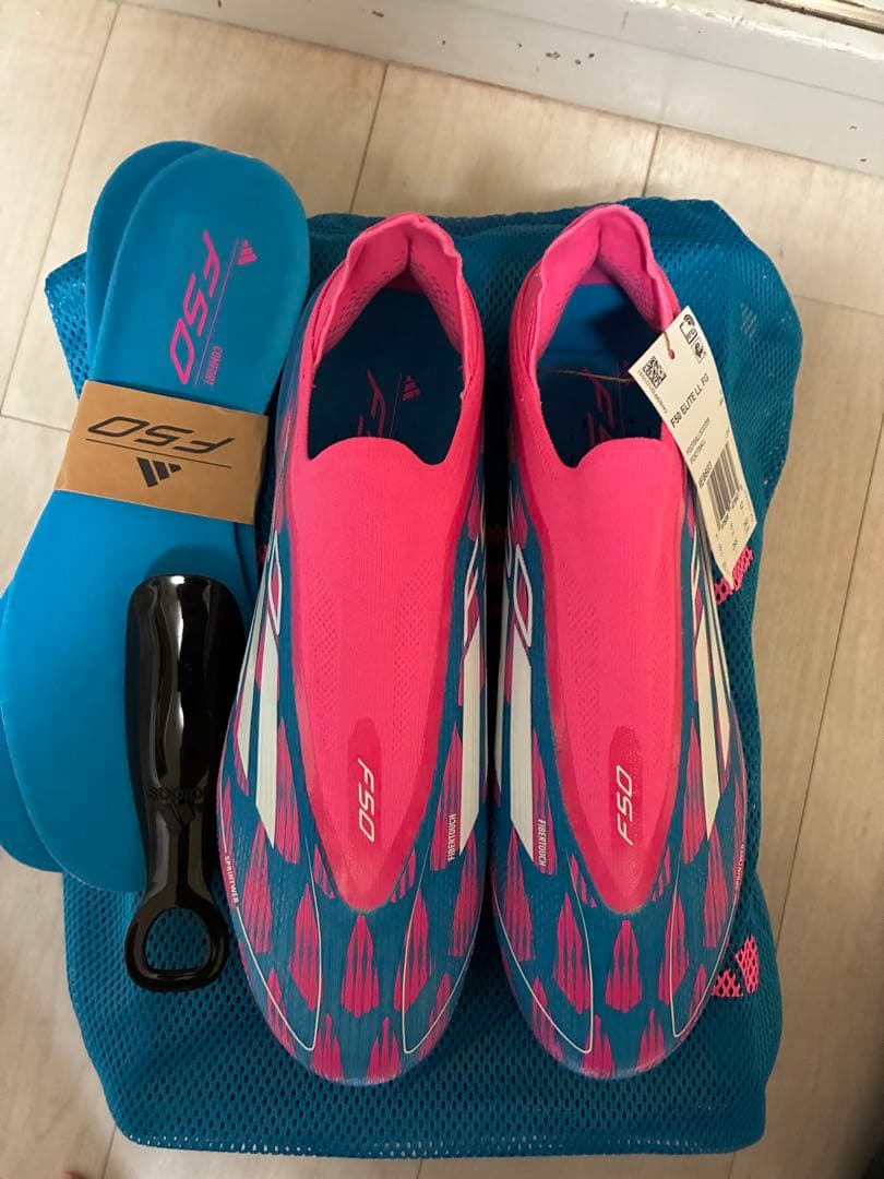 adidas F50 スパイク　ピンク/ブルー　紐なし　26.5cm 新品