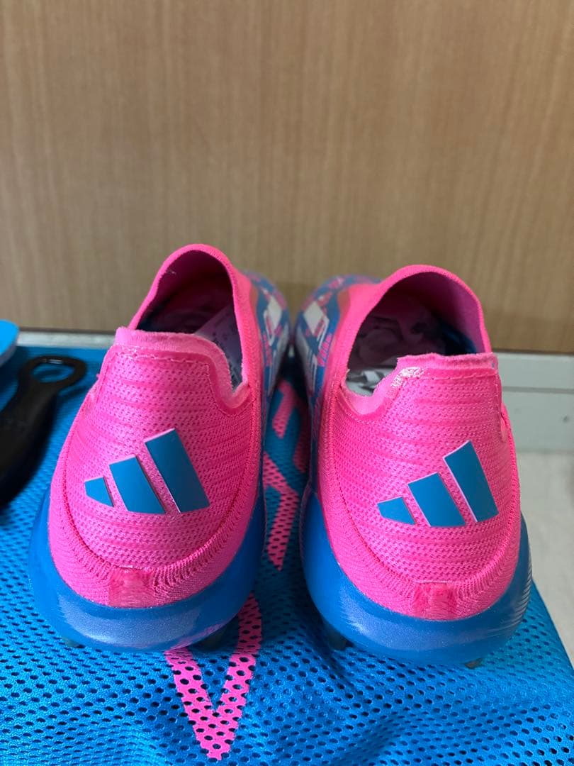 adidas F50 スパイク　ピンク/ブルー　紐なし　26.5cm 新品
