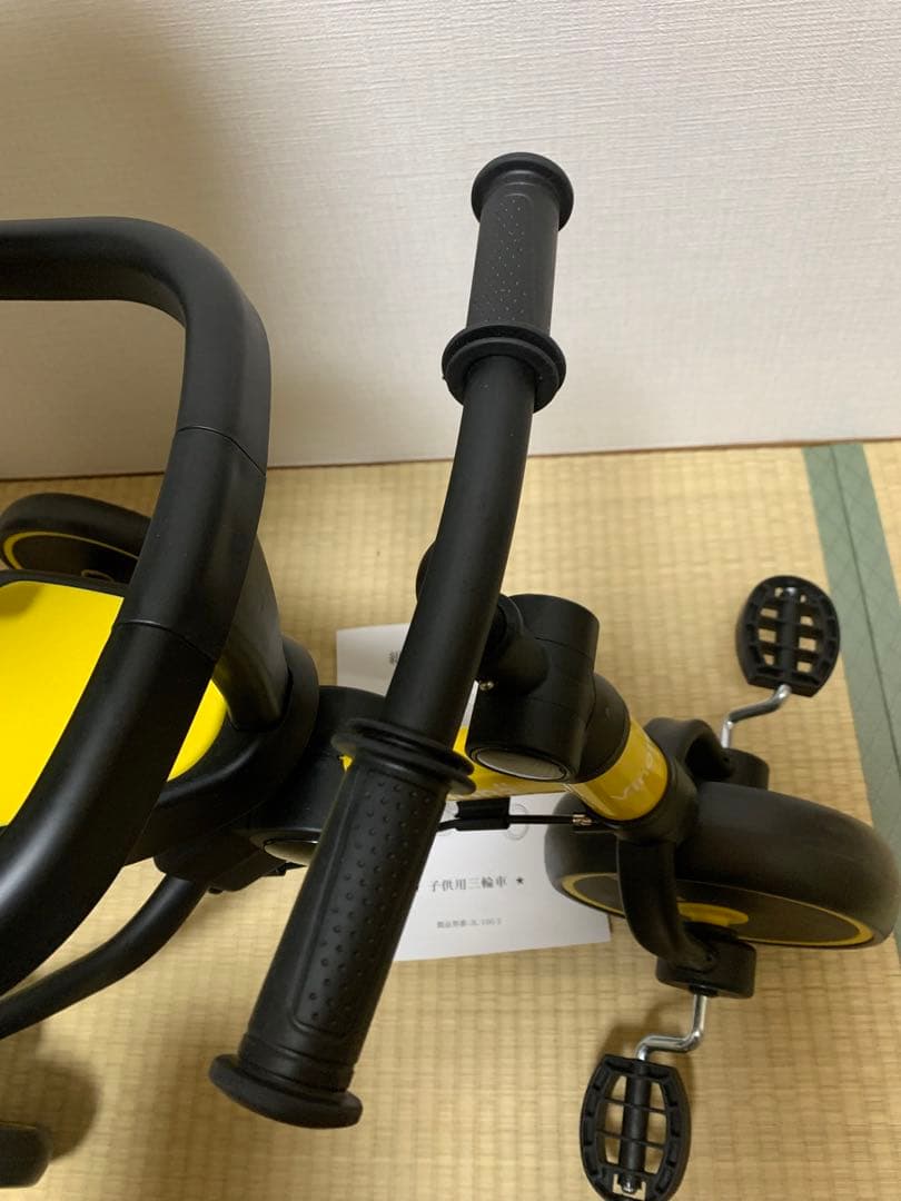 送料無料　6 in 1 手押し棒付三輪車　折りたたみ　キッズバイク　Vinona