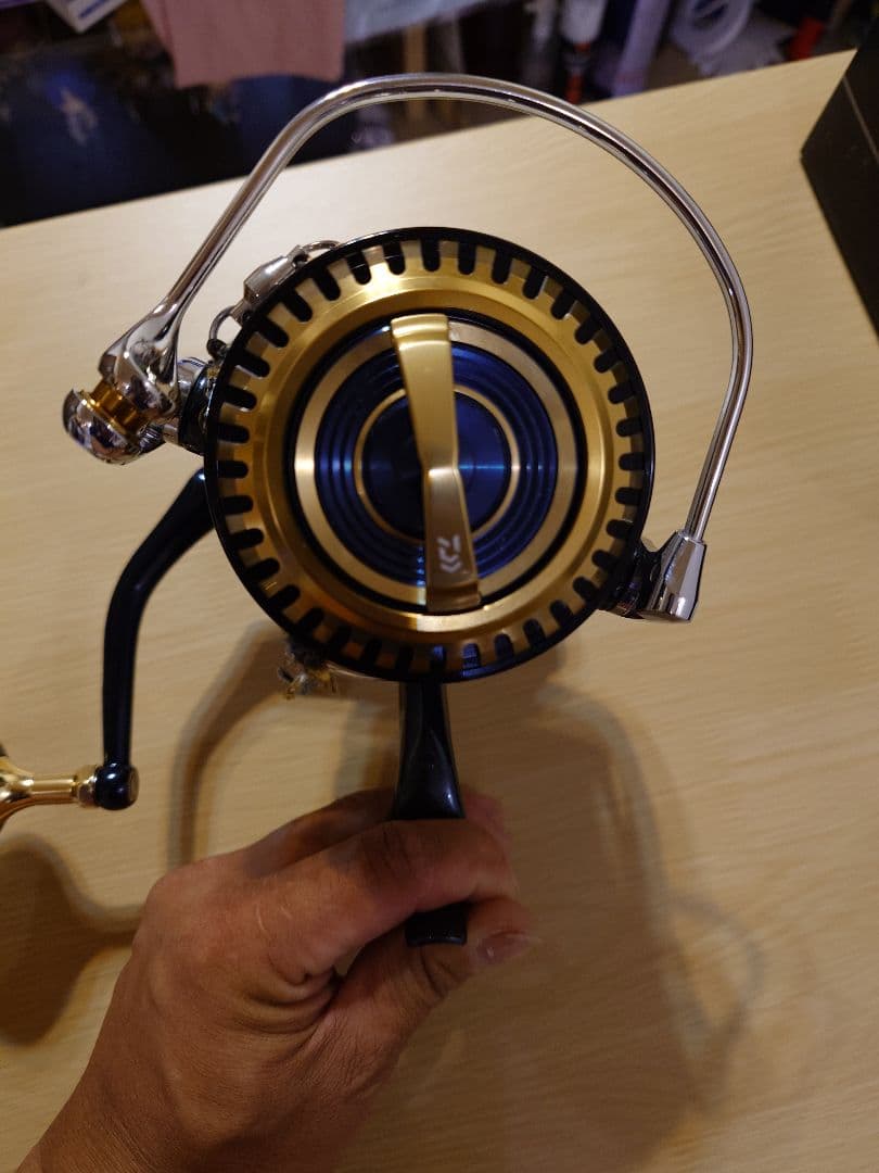 美品】DAIWA 20SALTIGA 18000-P 23000スプール