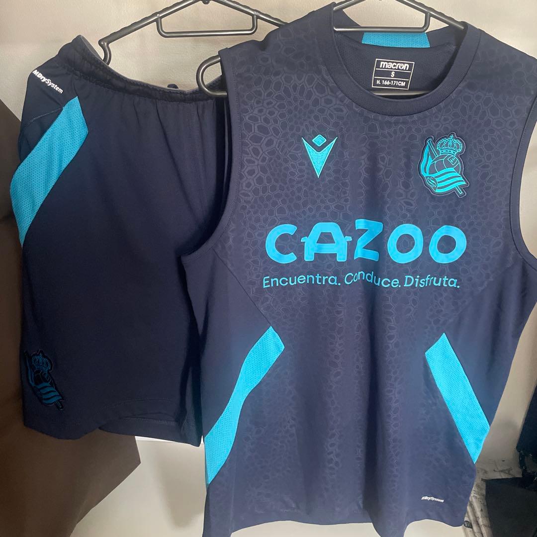 レアルソシエダ　トレーニングウェア S 世界市場独占！24/25 レアル・ソシエダ オフィシャル