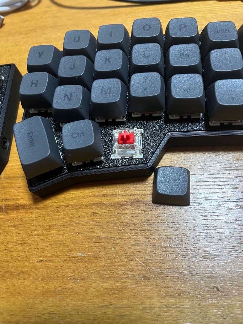 分割メカニカルキーボード 赤軸 46キー RGB 有線 CORNE v4 - メルカリ