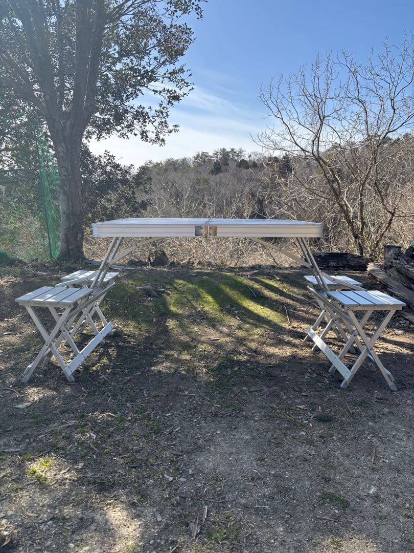 コールマン折りたたみ式アルミテーブルベンチセット - メルカリ