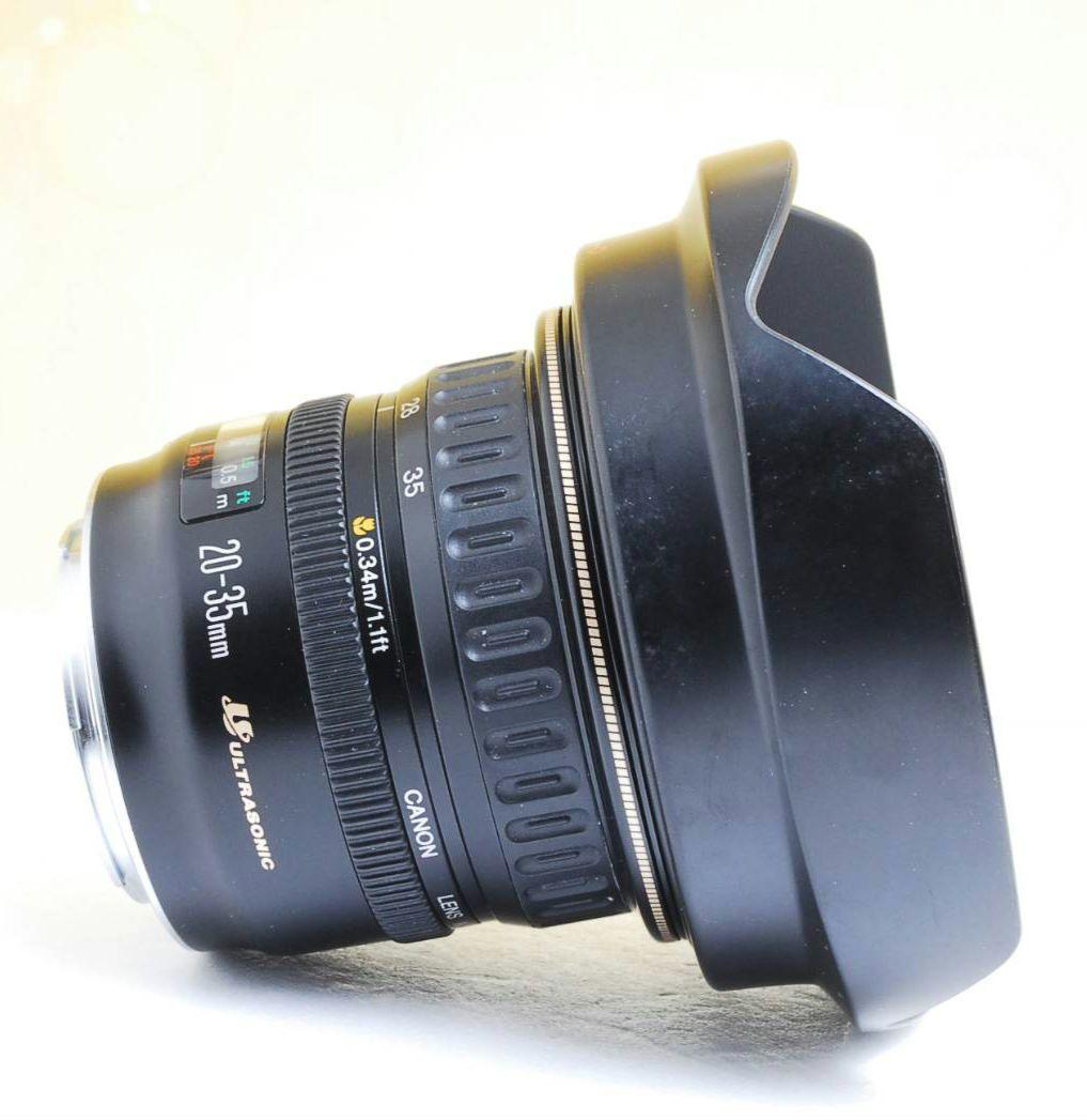 Canon EF 20-35mm1:3.5-4.5♥軽量コンパクト♥超広角レンズ