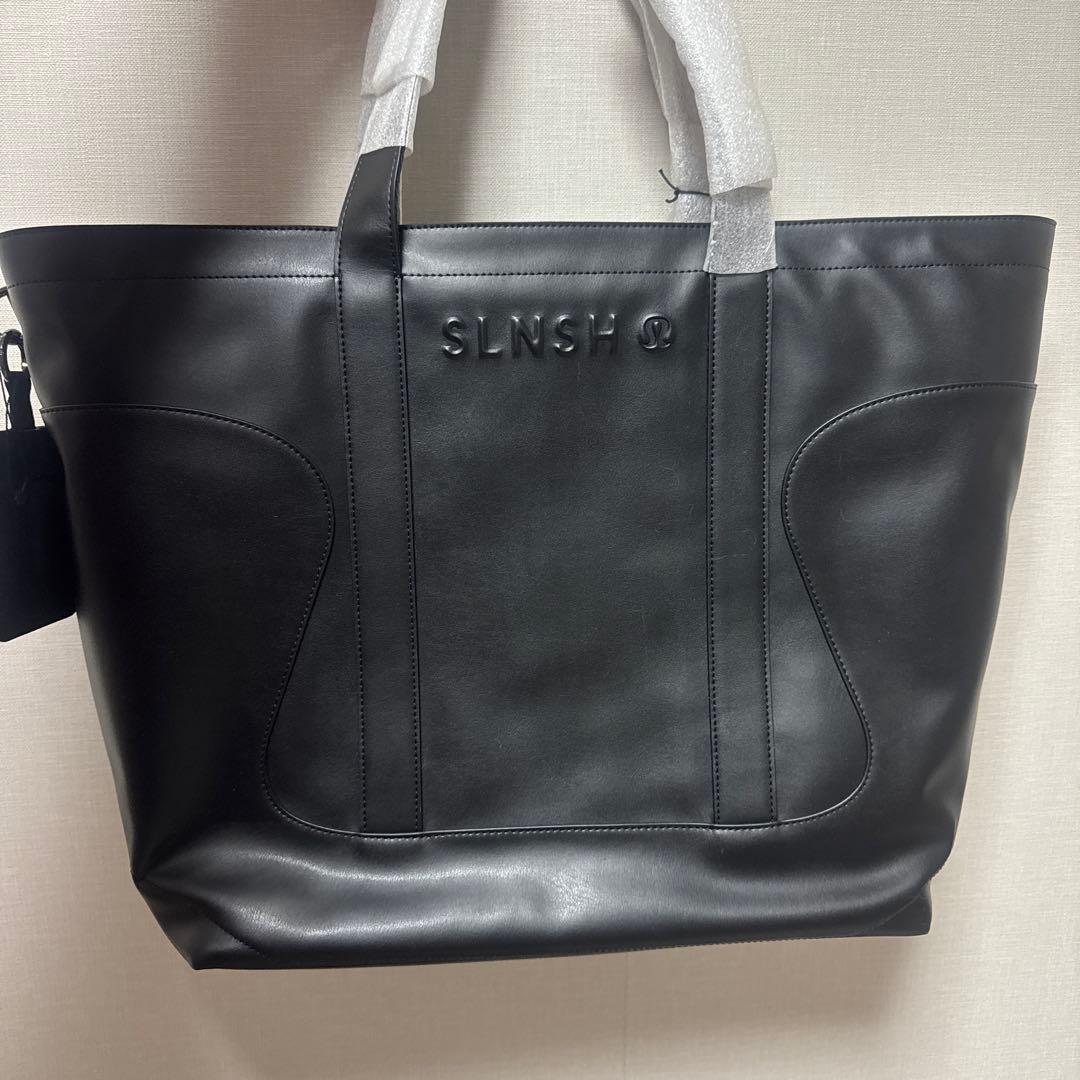 ルルレモン lululemon トートバッグ 25L SLNSHコレクション - メルカリ