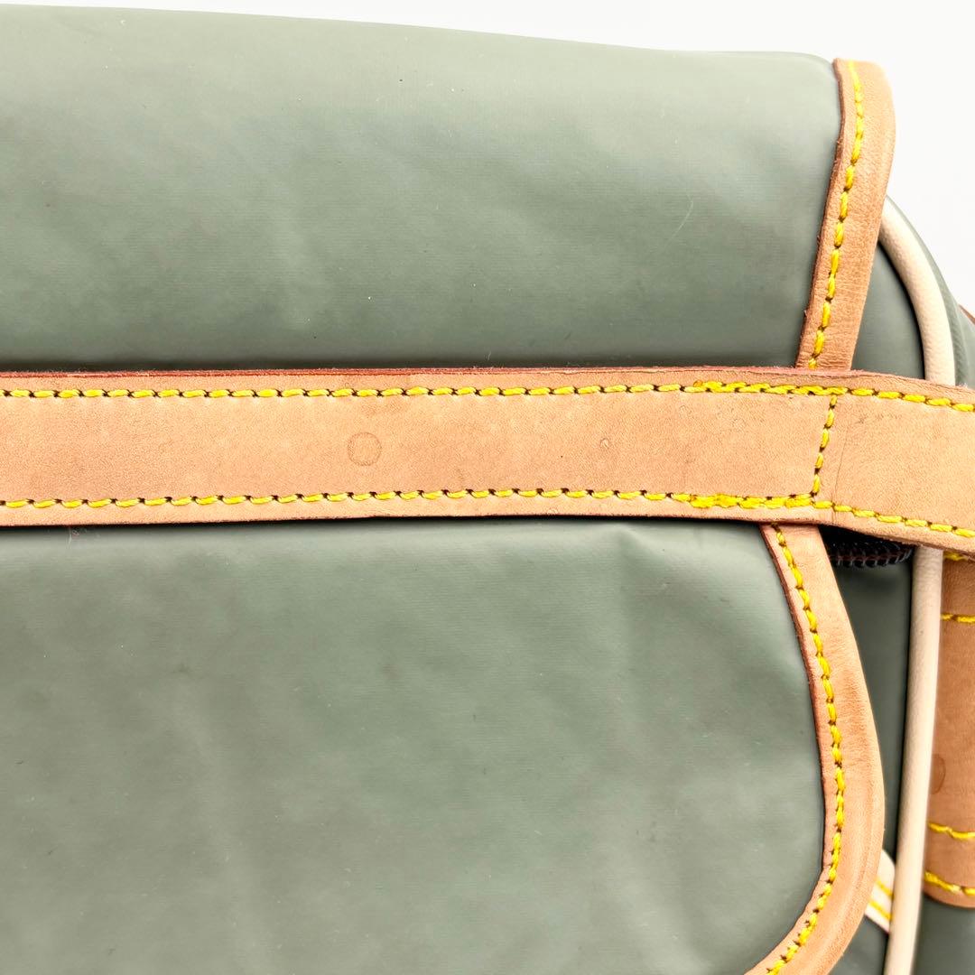 未使用級✨ハンティングワールド バチューサーパス キャリーオールM