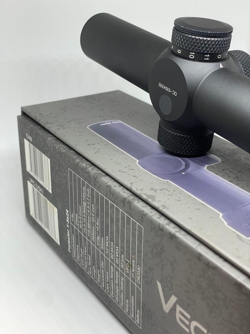 【美品です】ベクター オプティクス Vector Optics Forester